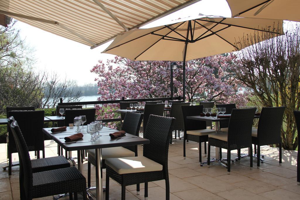 Logis Hotel Restaurant La Vieille Ferme, Macon Nord Sance Exterior photo