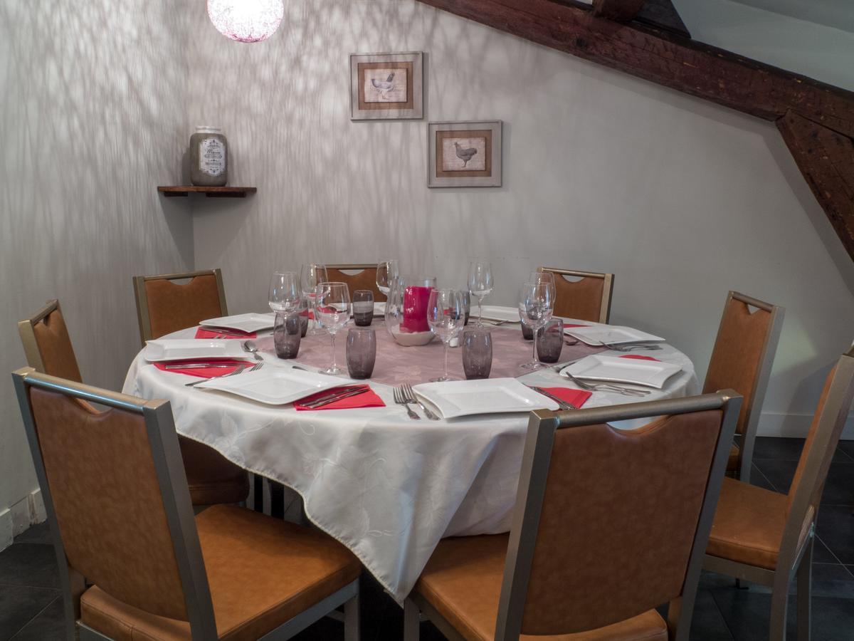 Logis Hotel Restaurant La Vieille Ferme, Macon Nord Sance Exterior photo